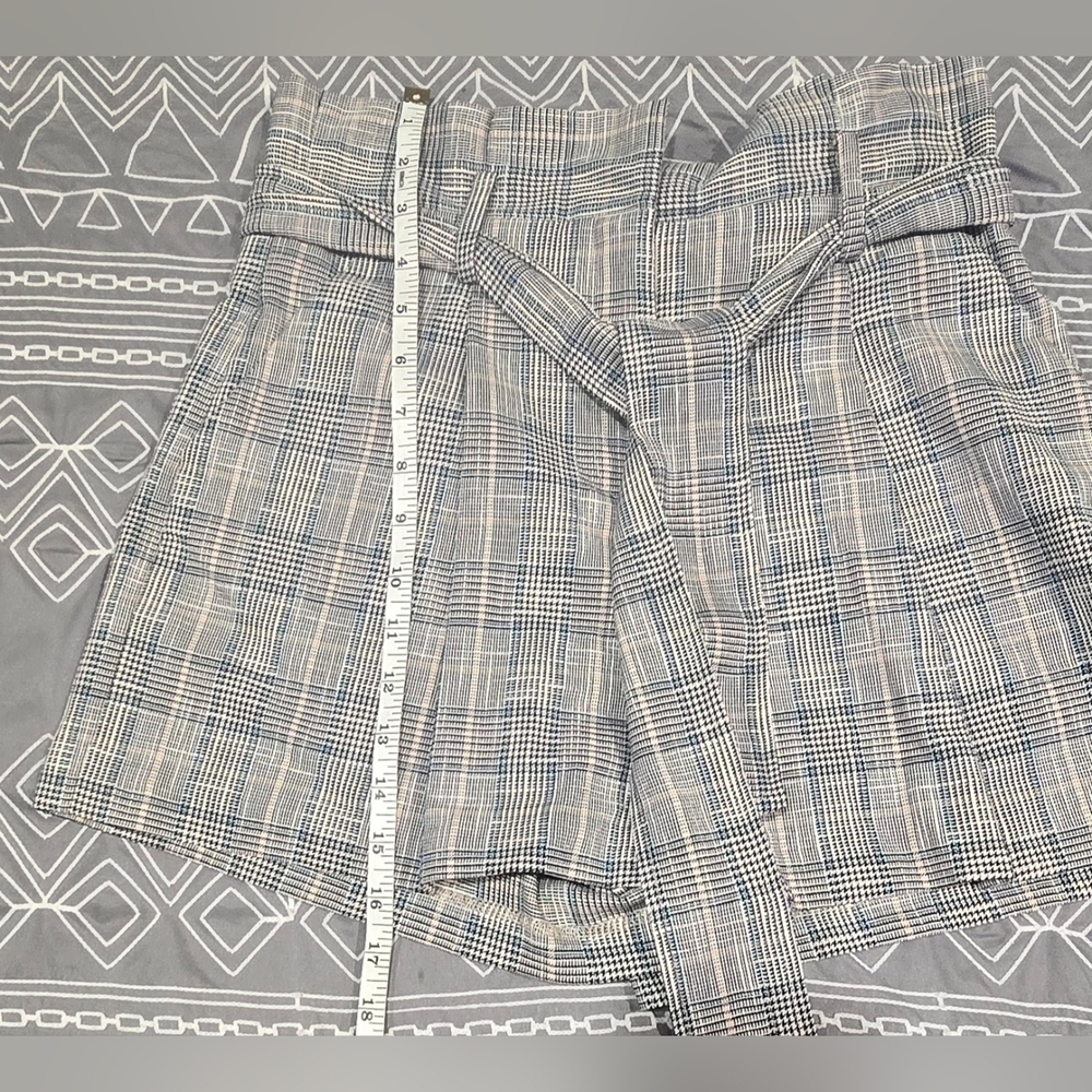 Veronica Beard High Waisted Baga Plaid Paperbag Shorts Size 4 - Picture 5 of 10